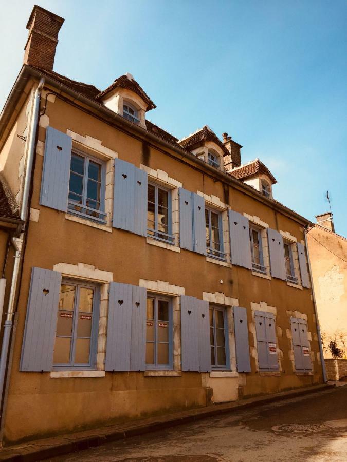 L'Auberge De Треньи Экстерьер фото